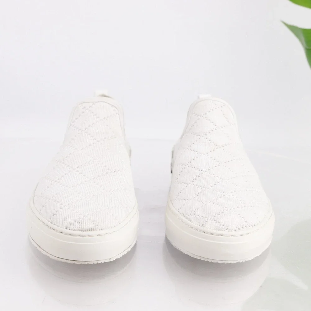 Marc Fisher Womens Delya Slip On Shoes Size 9.5 White Quilted Knit Comfort Flats